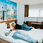 Hotel Teleport 3*