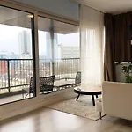 Teleport Hotel 3*