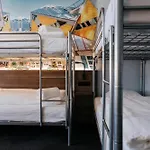 Teleport Hotel