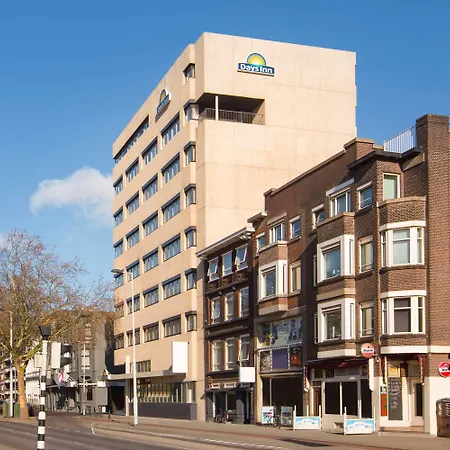 Hotel Teleport