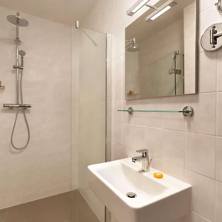 Hotel Teleport Rotterdam