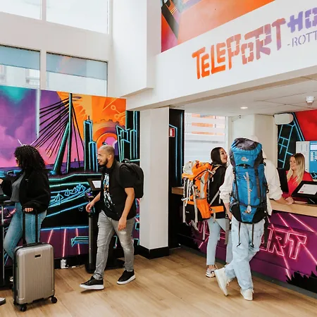 Hotel Teleport 3*