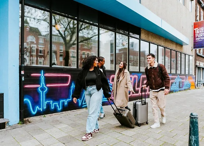 Teleport فندق 3*