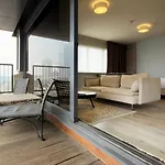 Hotel Teleport